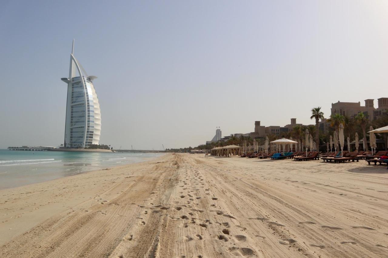 Ostello Alexandrina Dubai Esterno foto